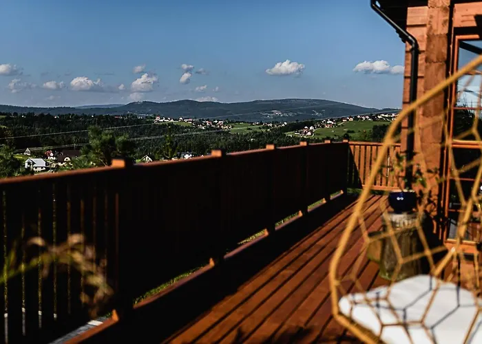 Dom W Chmurach בית נופש